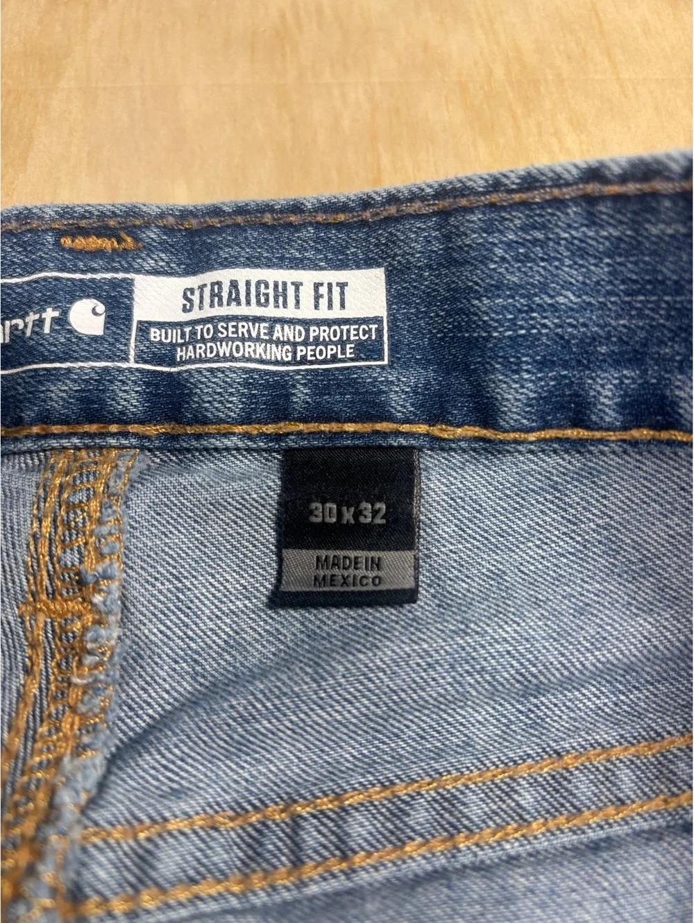 Carhartt Straight Fit 30x32 Jeans.  5- Pocket Tapered Jean. Carhartt